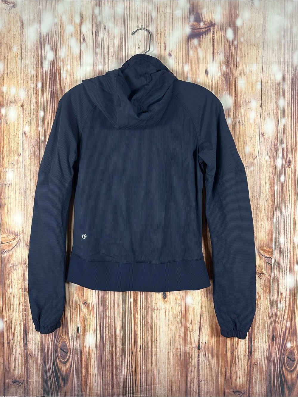 Lululemon Athletica Women's Navy Hooded Jacket 
Size 4 Navy Blue